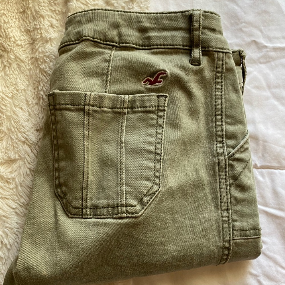 Green hollister jean